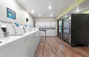 숙박 시설 내 편의 시설/서비스