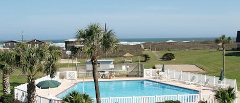 Alberca al aire libre