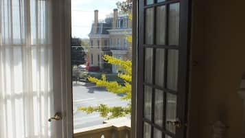 Deluxe Room, 1 King Bed (Culbertson Suite) | Balcony