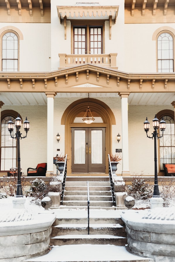 Entrée de l’hébergement