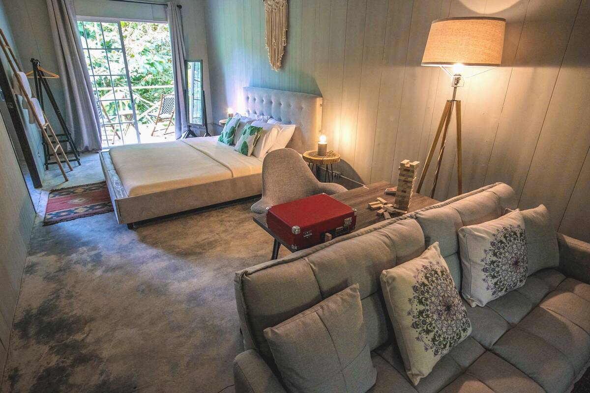 Wi-Fi gratis dan seprai linen