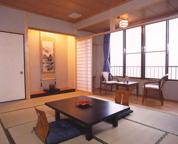 Japanese Style Room, 10 Tatami Mats with Private Bathroom | In-room safe, free WiFi