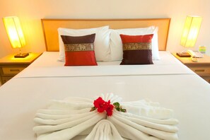 Family Room | Värdeförvaringsskåp på rummet, mörkläggningsgardiner och extrasängar