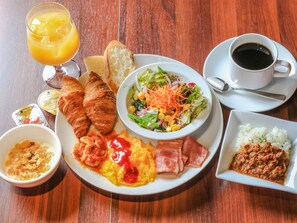 Breakfast buffet