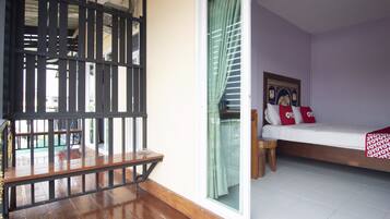 Superior Double Room | Desk, free WiFi, bed sheets