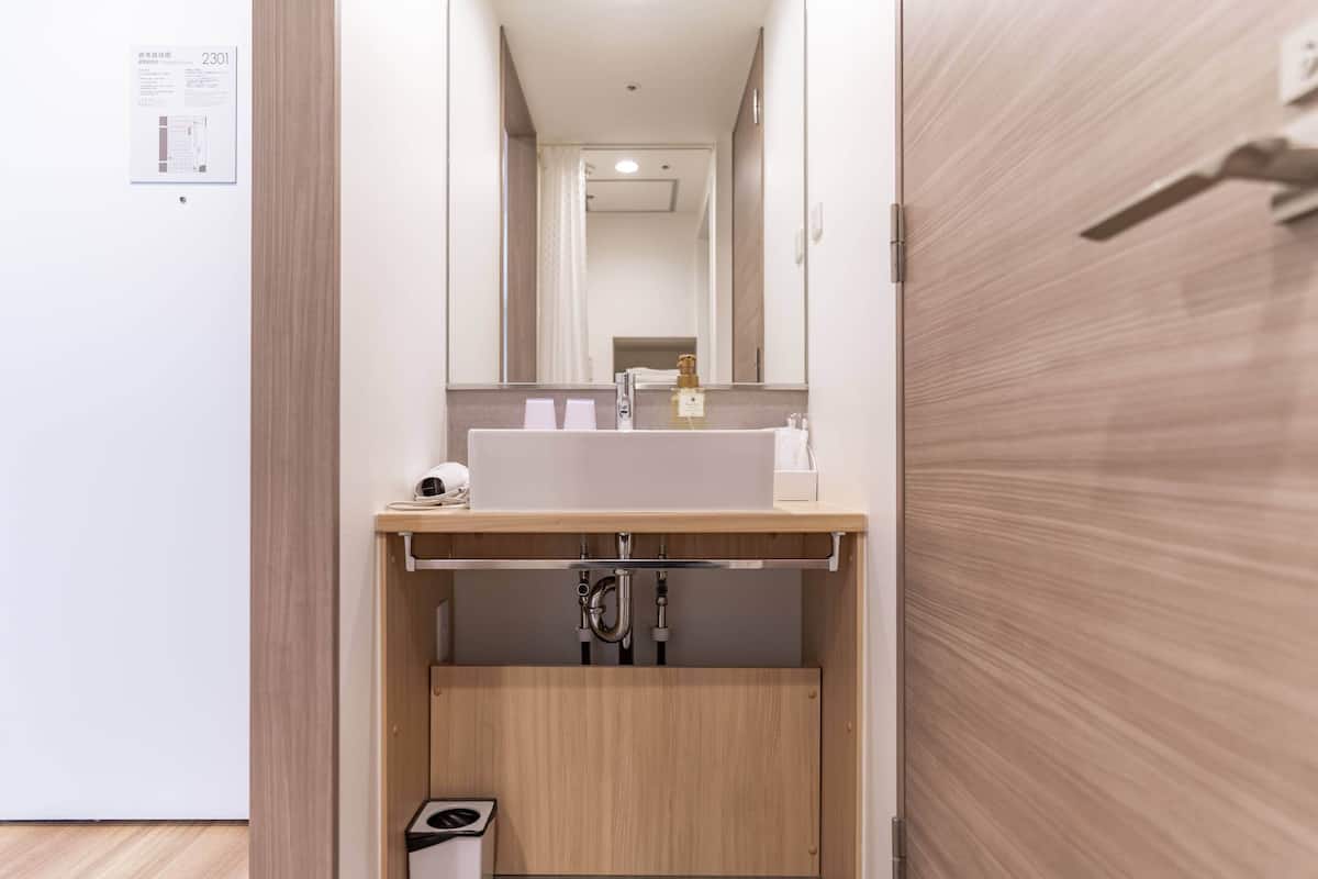 1 bedroom, blackout curtains, iron/ironing board, free WiFi