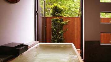 Suite - SAN-SUI-AN, Non-smoking | Deep-soaking bathtub