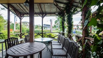 Basic-Ferienhaus, Mehrere Schlafzimmer, Nichtraucher, Kochnische (Large) | Terrasse/Patio