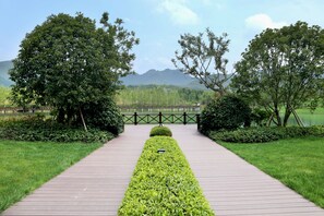 Property grounds - Narada Resort & Spa Phoenix Valley (Jinhua)