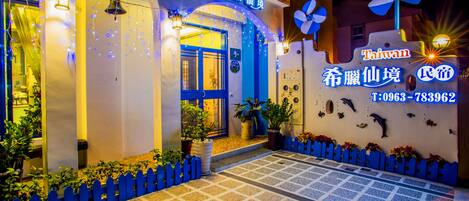 Front of property - evening/night