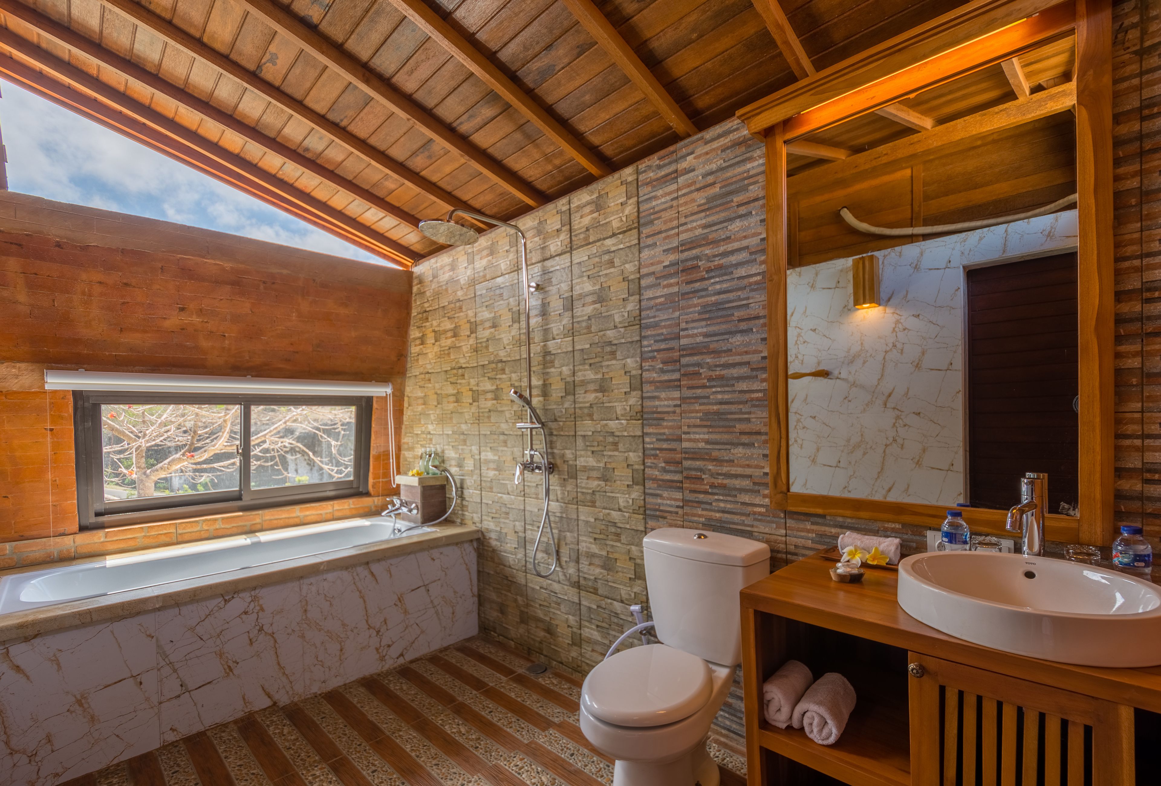 Exclusive Villa, 1 Bedroom, Private Pool, Pool View | Bathroom | Free toiletries, hair dryer, slippers, bidet