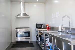 Área de parrillas y picnic