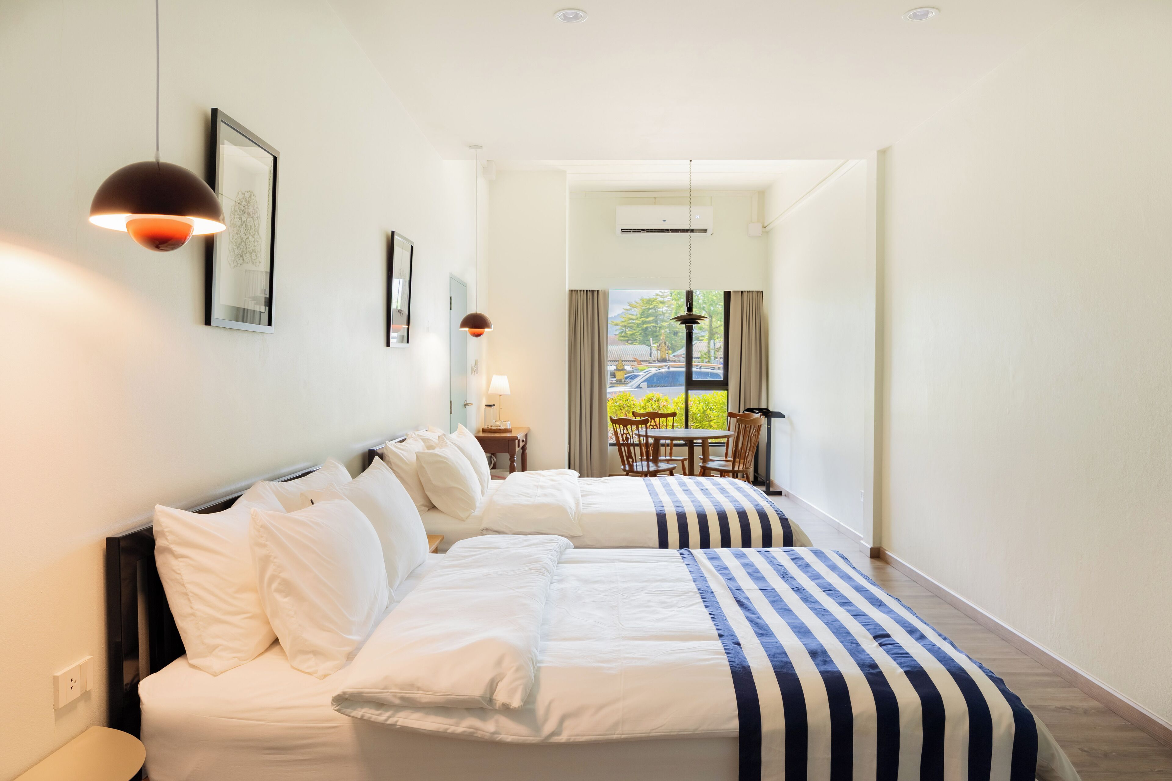 Superior Quadruple Room, 2 Queen Beds, Annex Building | Individually decorated, individually furnished, desk, free WiFi