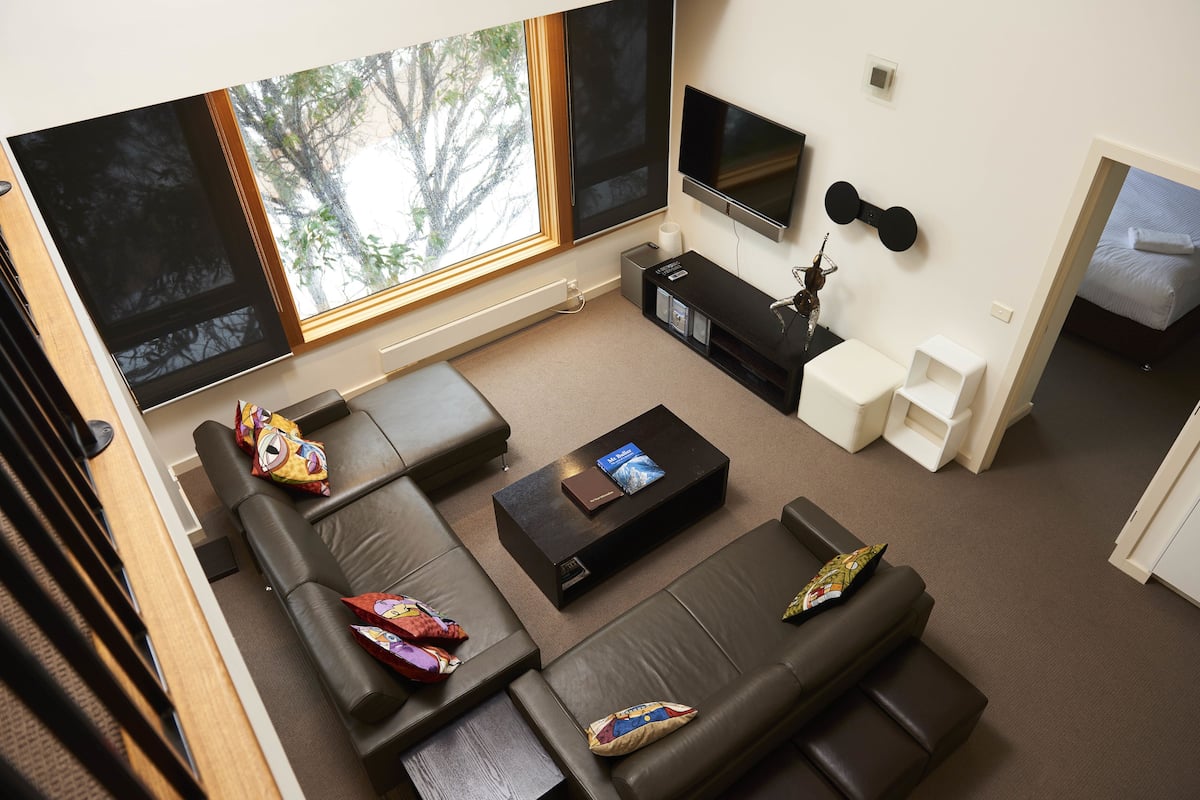 Apartamento, 2 quartos, vista para o vale (ABOM 5) | Sala de estar | TV de tela plana
