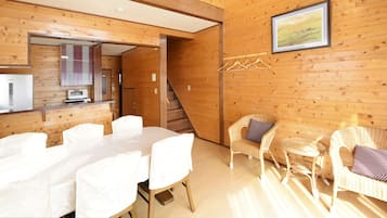 Cottage, Multiple Beds, Mountain View, Mountainside | Living area | Plasma TV, heated floors