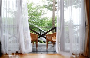 Down comforters, in-room safe, individually decorated - Kawaguchiko country cottage Ban (Fujikawaguchiko)