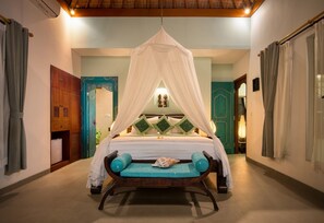 Villa de lujo, 2 habitaciones, vista al océano | 2 habitaciones, ropa de cama de alta calidad y minibar 