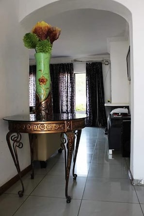 Interior - Vintage View Guest House (Gaborone)