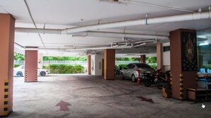 Parking - Jomtien Beach Mountain 5 by GrandisVillas (Pattaya)