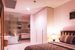 2-Bedroom Sea View | 2 bedrooms, in-room safe, individually furnished, desk - NorthPoint Pattaya Luxury Apartments by GrandisVillas (Pattaya)