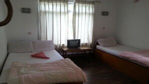 Unclassified image, 4 of 14, button - Hotel Shivas Dream (Sauraha)