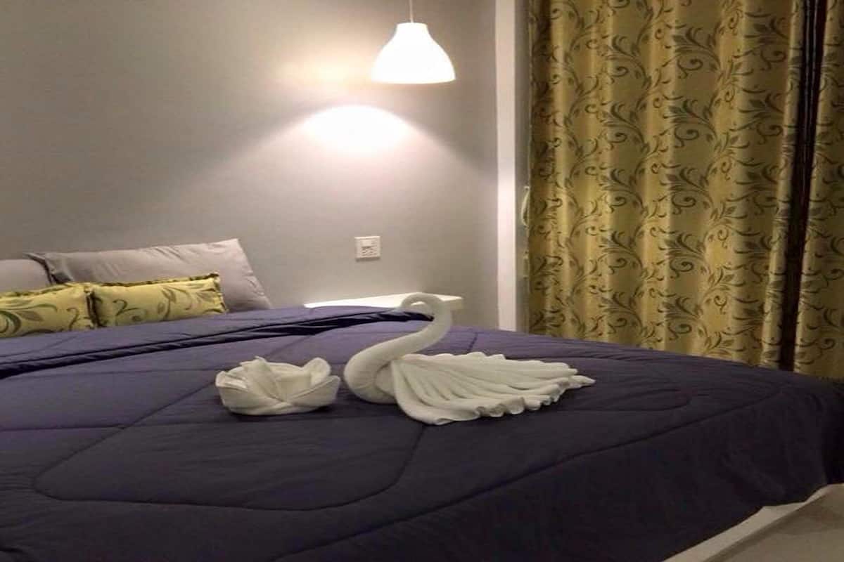 standard room | desk, free wifi