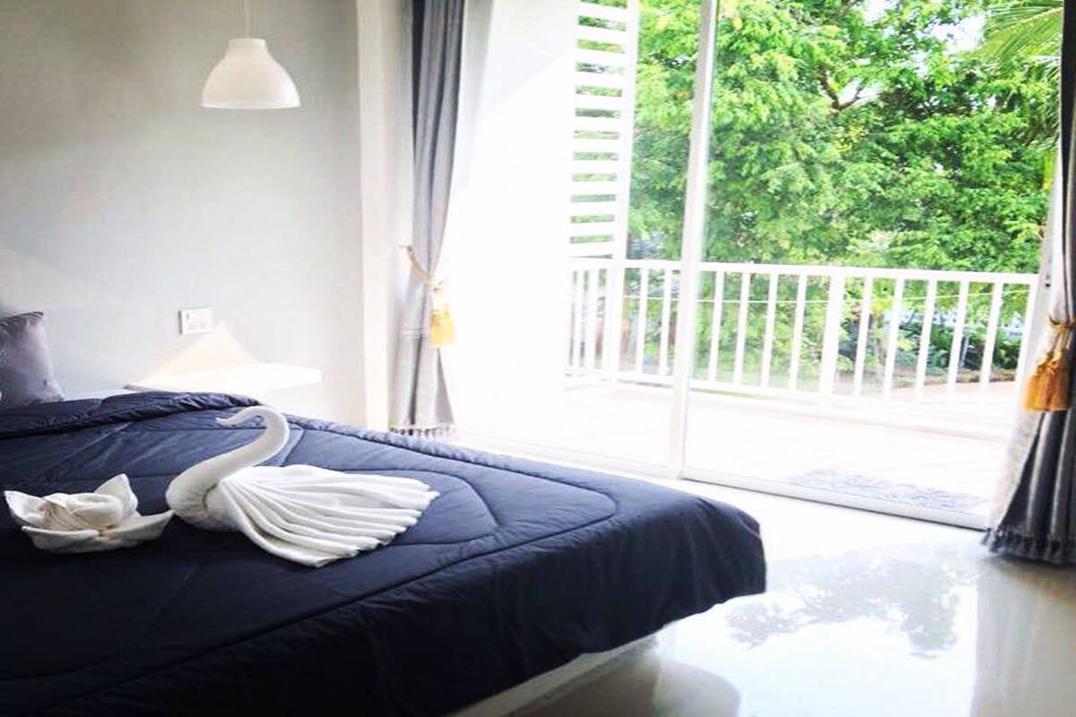 standard room | desk, free wifi