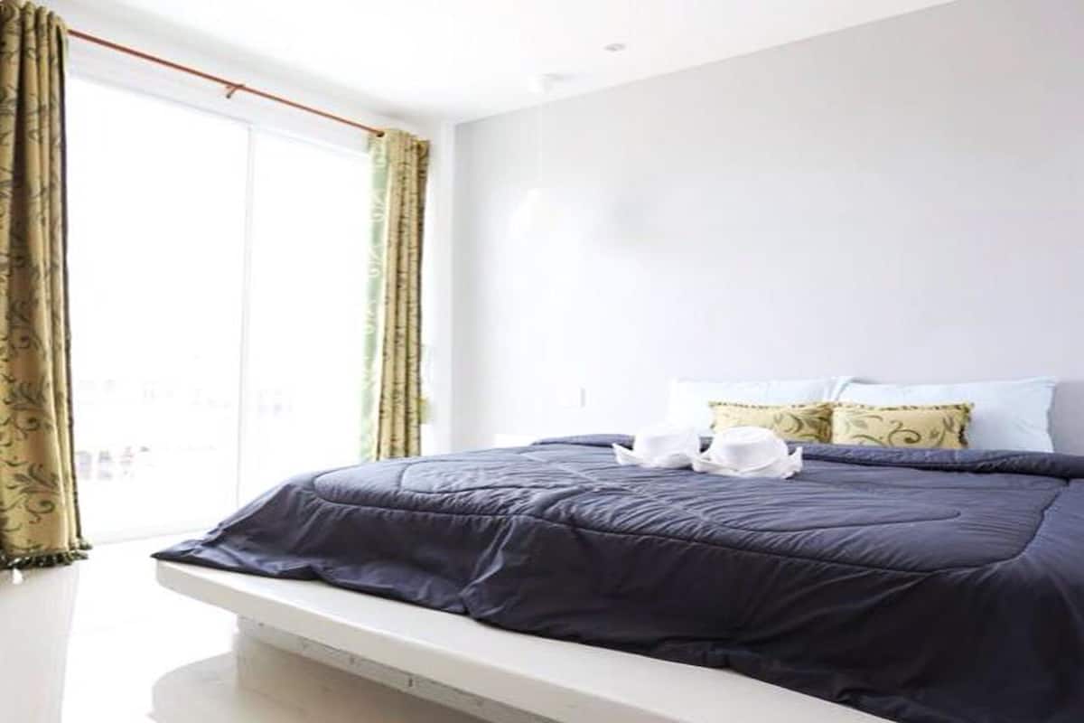 standard room | desk, free wifi