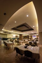 Desayuno buffet incluido todos los días
