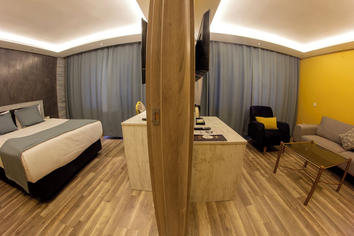 1 bedroom, minibar, in-room safe, individually furnished