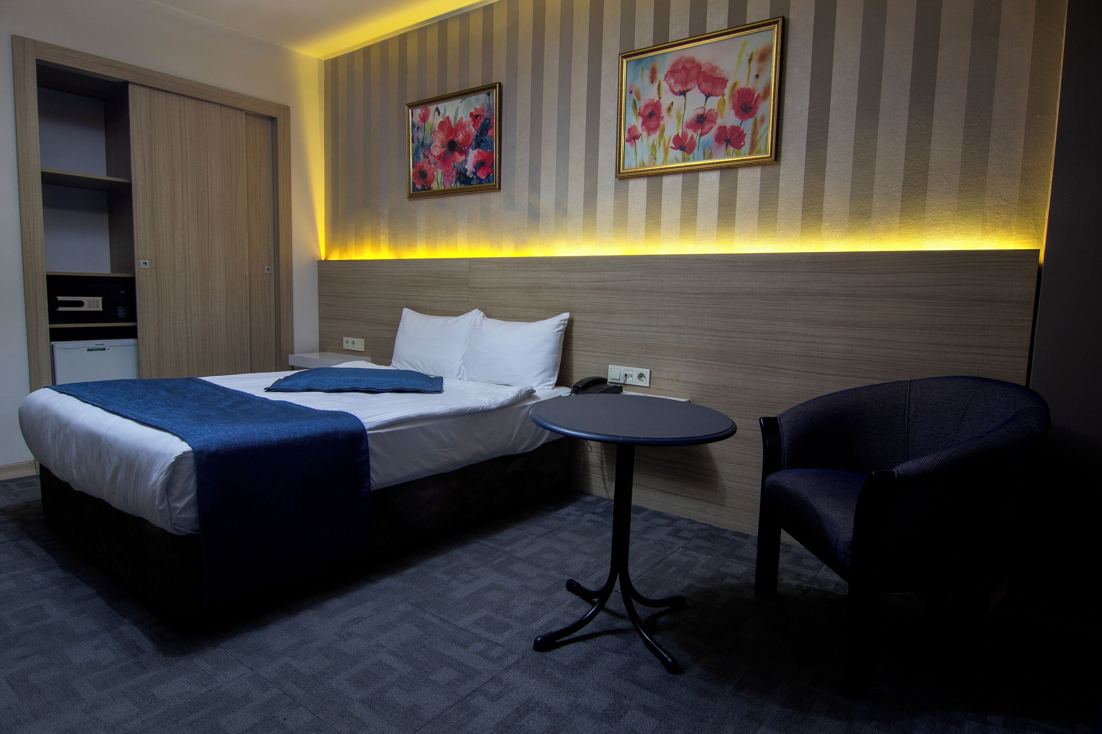 1 bedroom, minibar, in-room safe, individually furnished