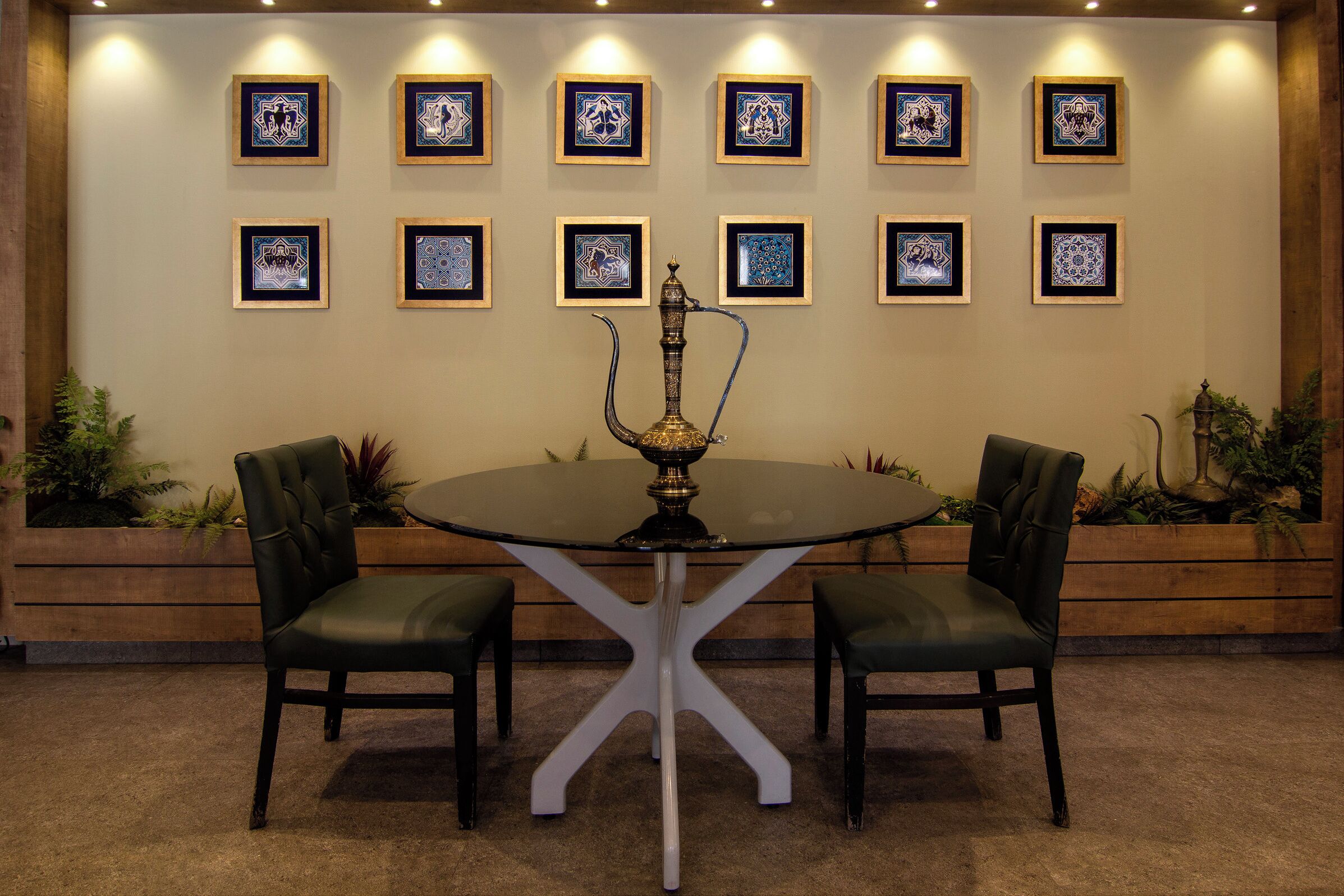 32-inch LCD TV with satellite channels, TV