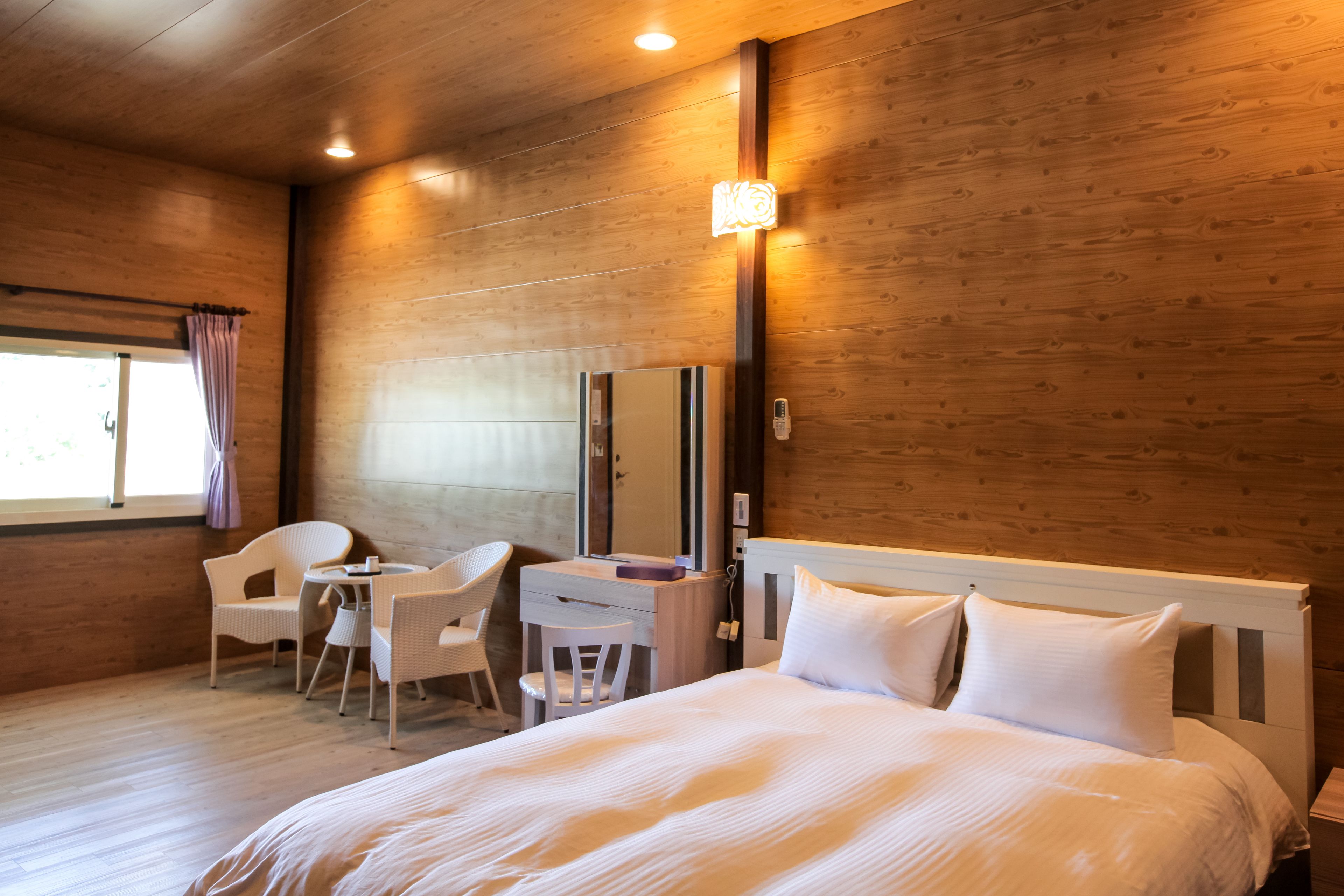 Blackout curtains, rollaway beds, free WiFi, bed sheets