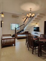 Luxury Penthouse, 2 Bedrooms, Pool View | Egyptian cotton sheets, premium bedding, pillowtop beds, blackout drapes