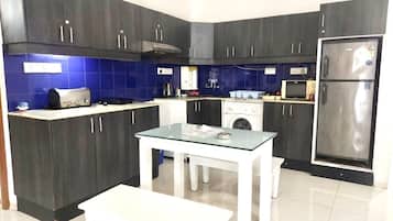Luxury Penthouse, 2 Bedrooms, Pool View | 1 bedroom, Egyptian cotton sheets, premium bedding, pillow-top beds