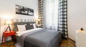 1 chambre, literie de qualité supérieure, fer et planche à repasser