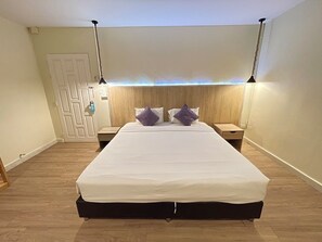 Desk, free WiFi - I Talay Lodge Boutique Hotel (Rayong)