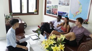 Reception - Family Airport Hotel (Hanoi)