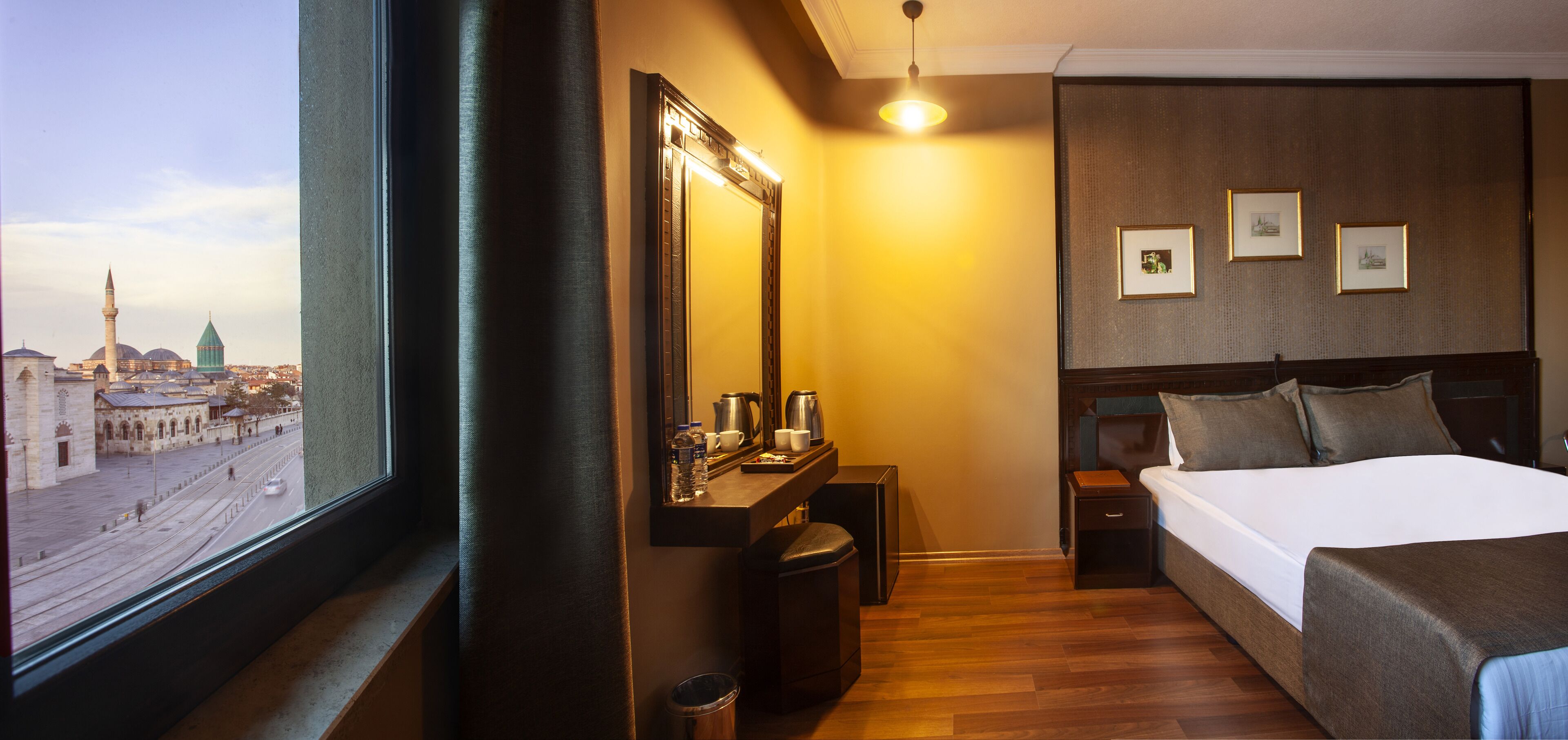 basic double room | city view