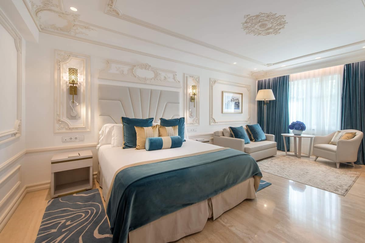 1 habitación, ropa de cama de alta calidad y minibar
