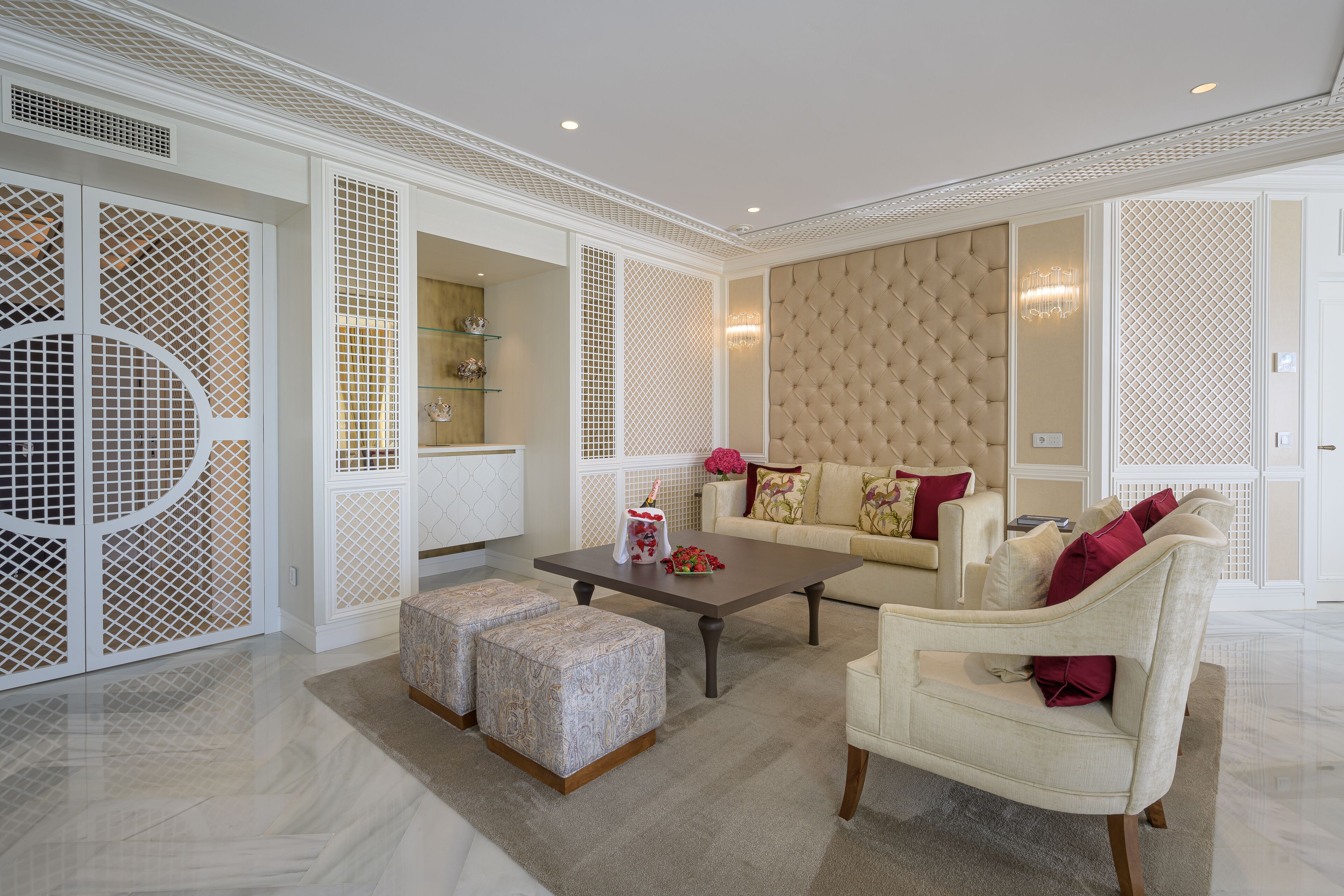 royal double room | living area | flat-screen tv