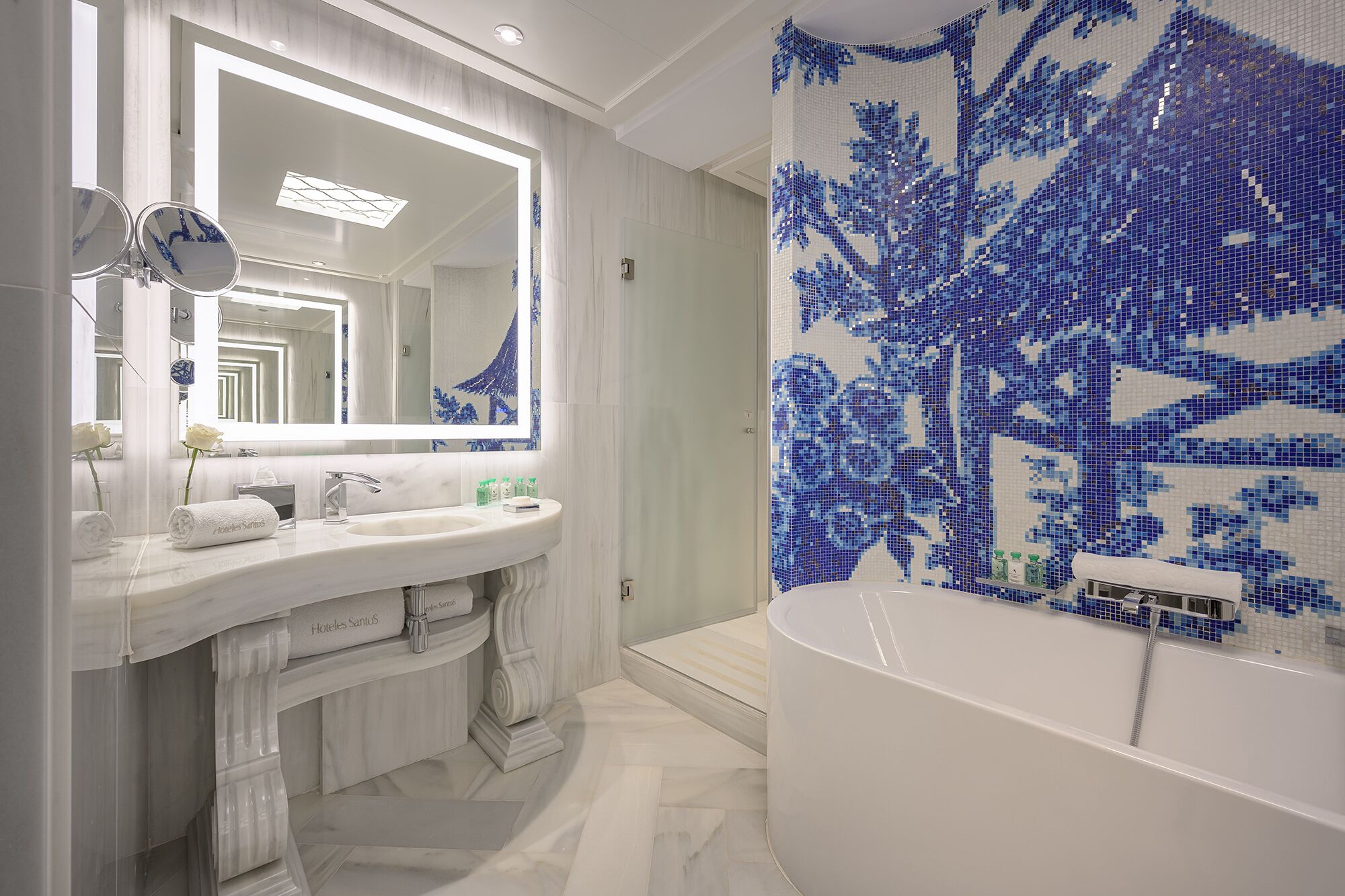 royal double room | bathroom | separate bathtub and shower, eco-friendly toiletries, hair dryer