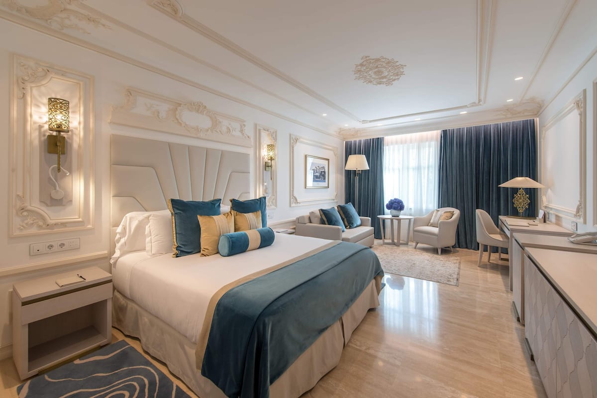 1 habitación, ropa de cama de alta calidad y minibar