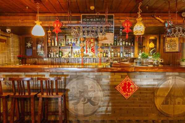 Bar (on property) - Xian Ancient City Youth Hostel (Xi'an)
