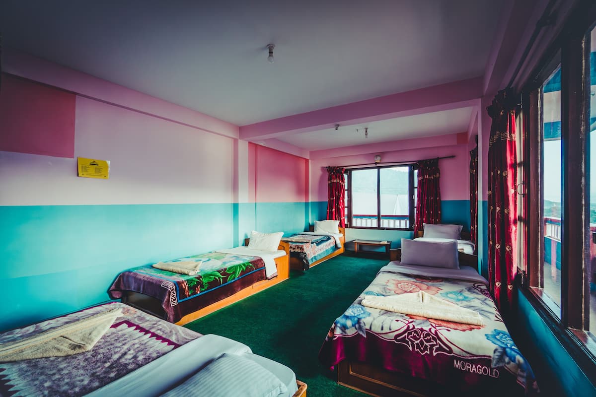 Basic Shared Dormitory, Mixed Dorm, Lake View