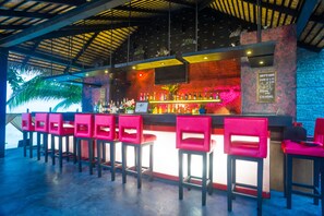 Bar (on property) - Villas Residence By Weekender Resort (Koh Samui)