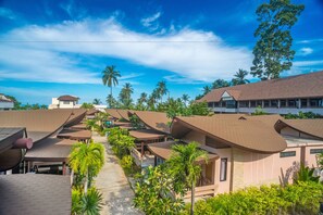 الإطلالة من المنشأة