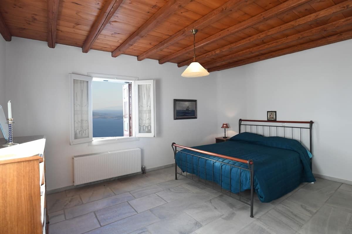 Villa, 2 Bedrooms (Tinos Sky View 4) | 2 bedrooms, iron/ironing board, free cribs/infant beds, free WiFi