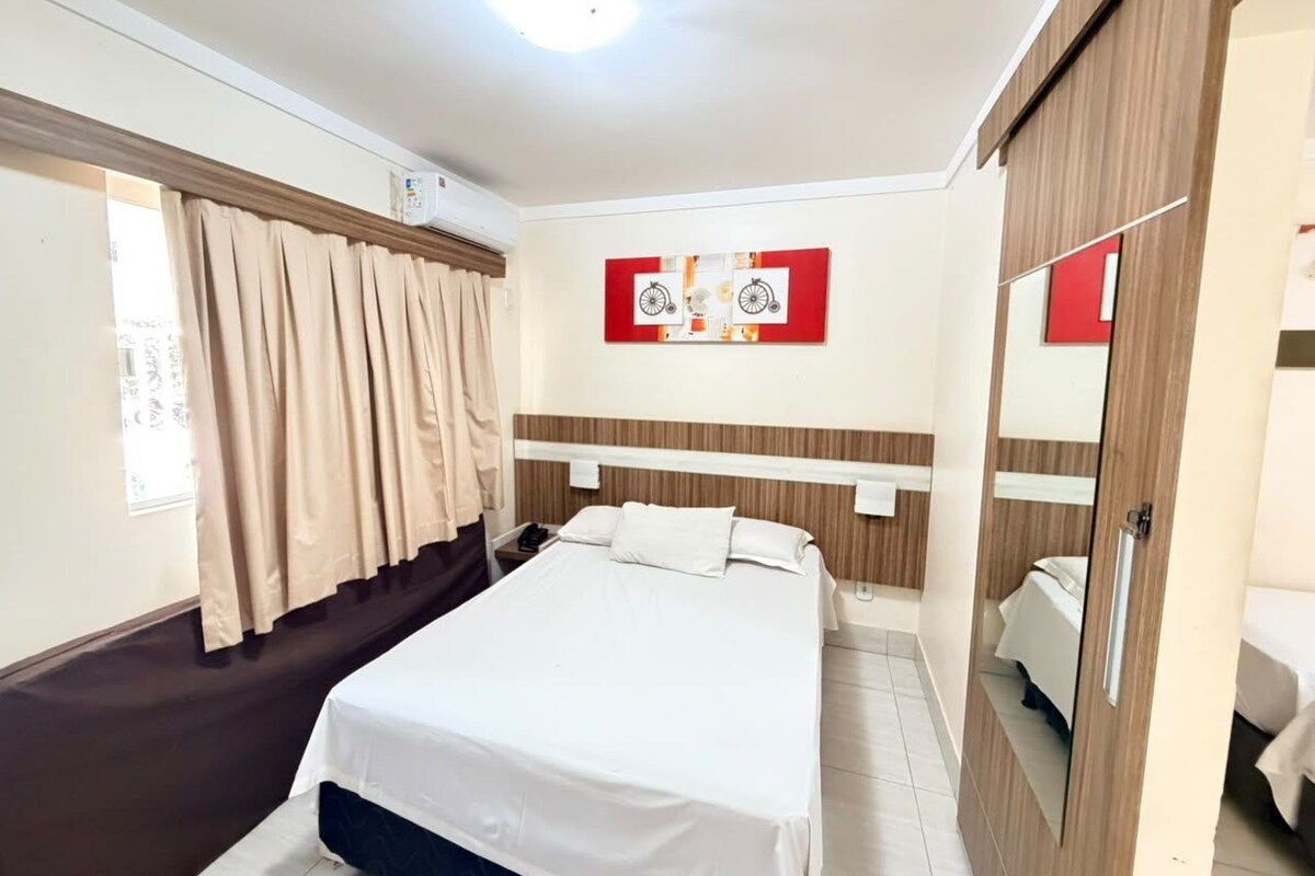 Apartamento | Minibar, cortinas opacas, wifi gratis