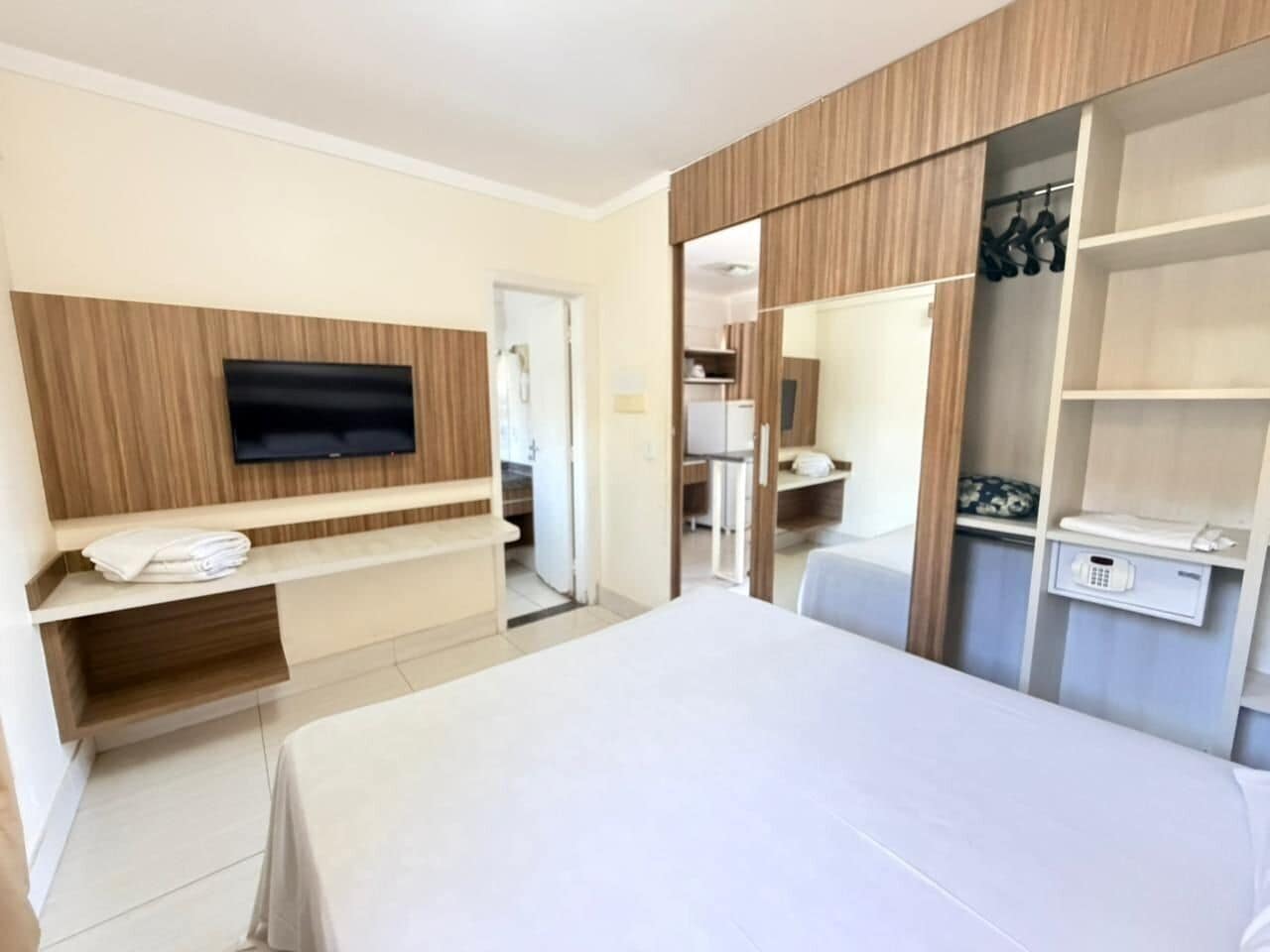 Minibar, blackout curtains, free WiFi